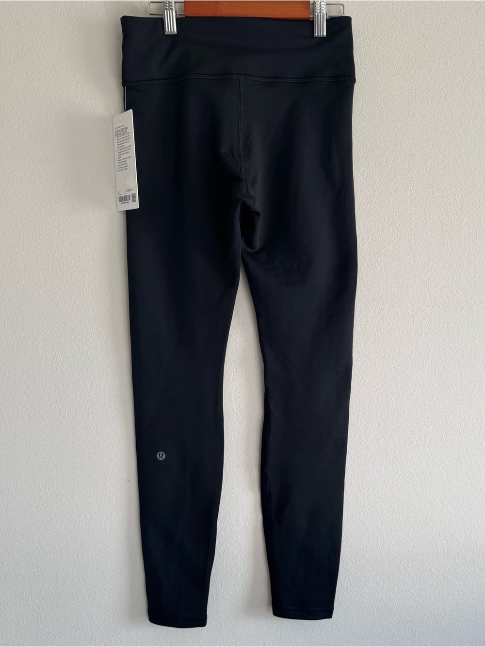 Lululemon thermal high rise running right size 6